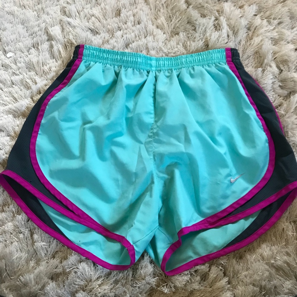 Nike running shorts xs